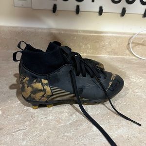 Size 3 Boys Nike Soccer Cleats